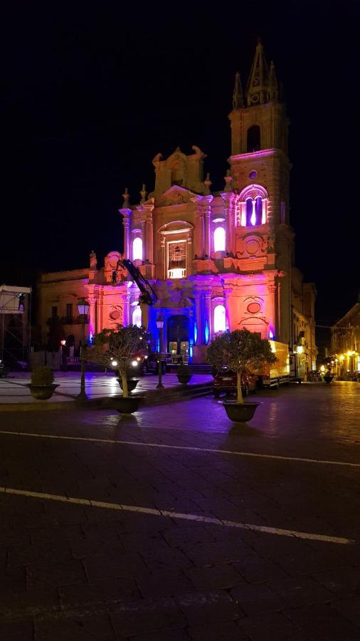 Bed and Breakfast The Artists Acireale Exterior foto